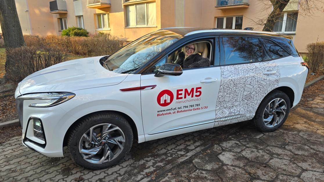 Nowe auto za wyniki. Tak pracuje się w EM5.