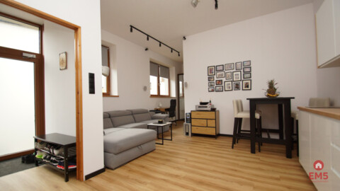 Business premises for rent