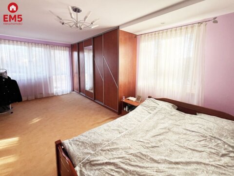 Business premises for sale