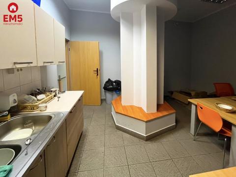 Centrum, kompleks powierzchni biurowych.