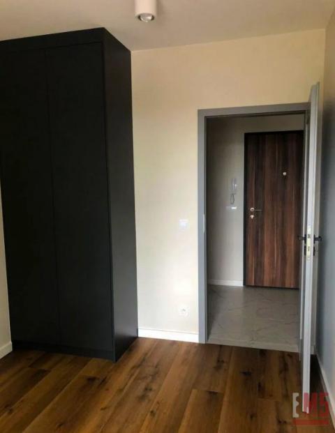 Przestronny apartament na Alejach Praskich