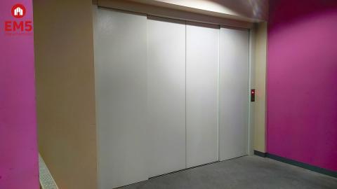 Lokal magazynowo - biurowy 665 m2