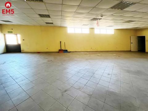 Lokal użytkowy 200 m2