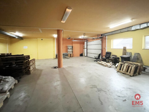 Business premises for rent
