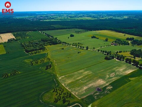 Działka budowlana przy mazurskim jeziorze.