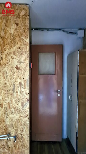 Business premises for rent