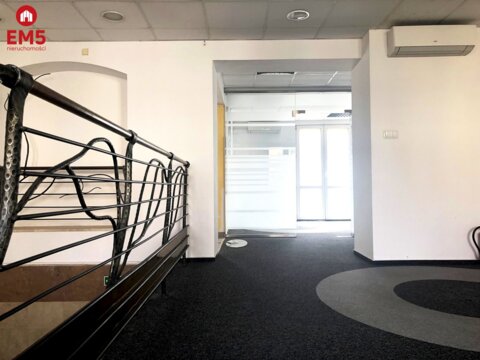 Business premises for rent