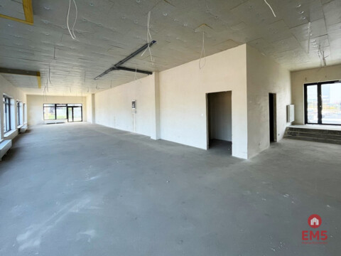 Business premises for rent