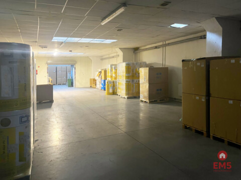 Biuro, magazyn, parking