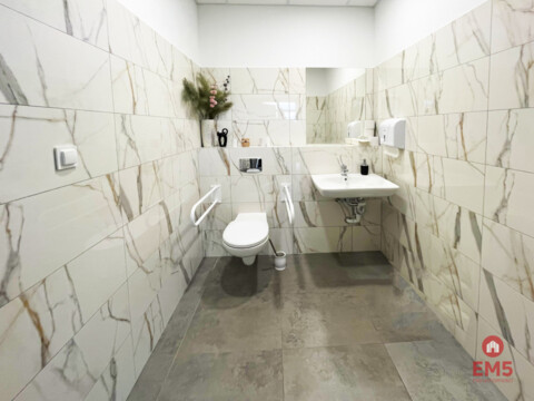 Business premises for rent