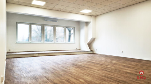 Lokal 43 m2. Blisko Centrum.