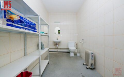 Business premises for sale