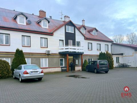 Świetna lokalizacja, duży parking