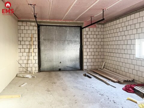 Business premises for rent