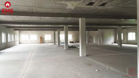 Powierzchnia handlowo-usługowa 1300 m2