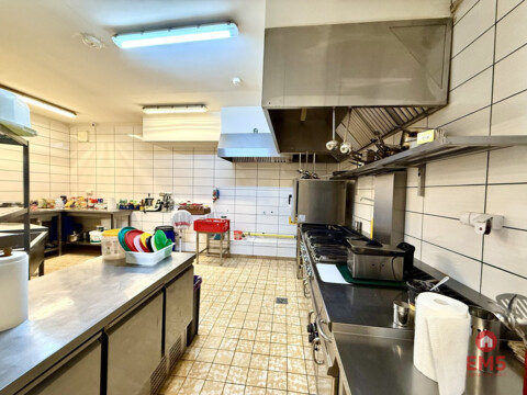 Business premises for rent