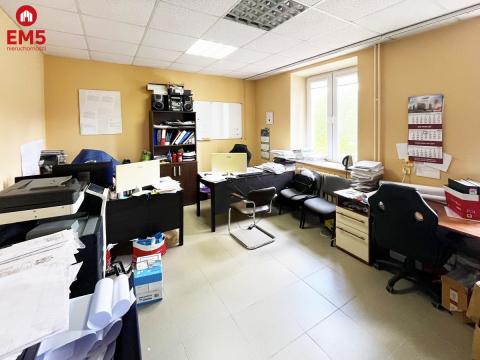 Business premises for rent