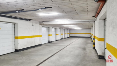 Business premises for rent