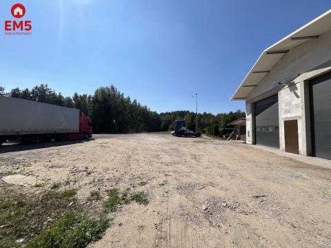Hala 250m2 z placem. Pod miastem