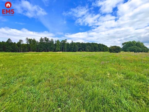 Działka budowlana przy mazurskim jeziorze.