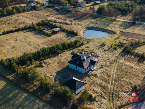 Dom 190 m² w stanie surowym – duża działka 5000 m²