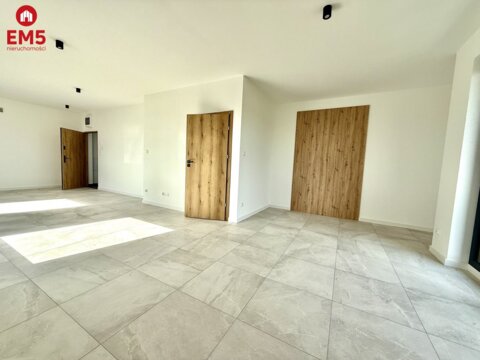 Business premises for rent