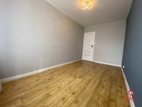 Okazja Piękne 3 - pokoje Winda !!!!