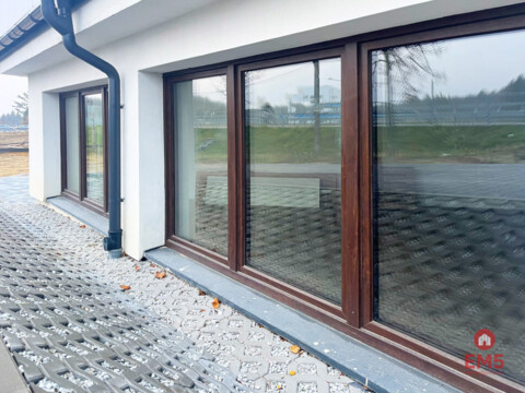 Business premises for rent