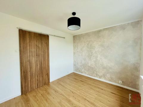 2 pokoje, po generalnym remoncie- 42,5 m2