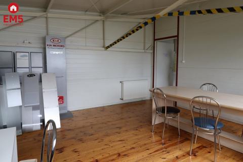 Business premises for rent