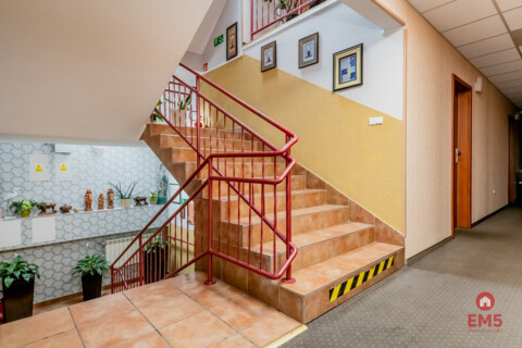 Business premises for sale