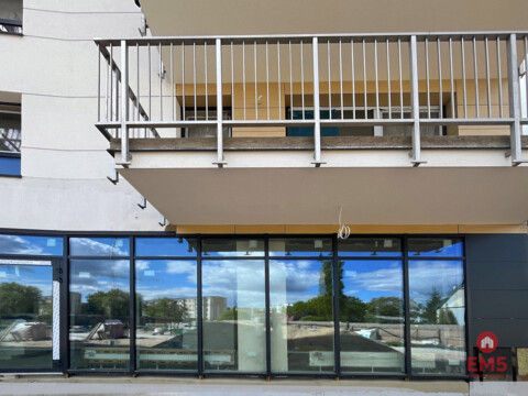 Nowy lokal 65 m2 parter, centrum