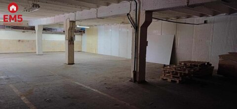 Lagerhalle/Halle zu vermieten