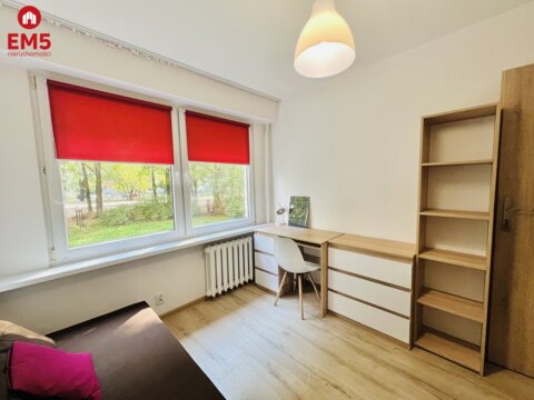 Комната в аренду