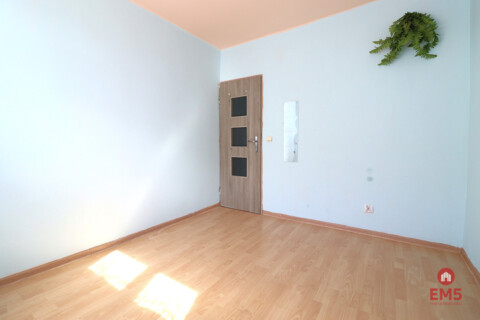 Mieszkanie 3 pokojowe z aneksem 1 piętro balkon
