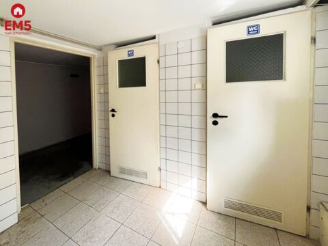 Business premises for rent