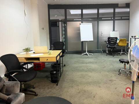 Business premises for rent