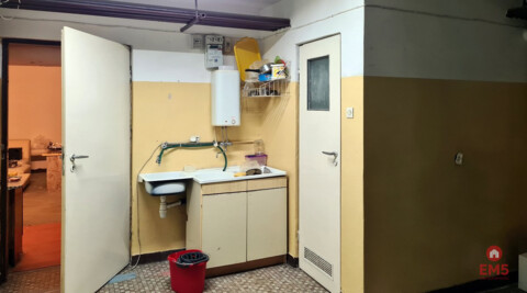 Lokal użytkowy z rampą, 90 m2