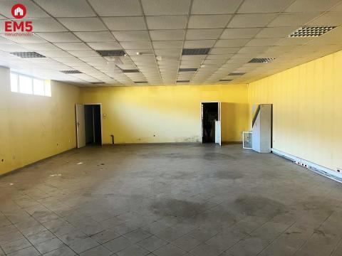 Lokal użytkowy 200 m2