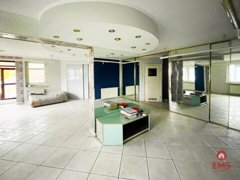 Business premises for rent