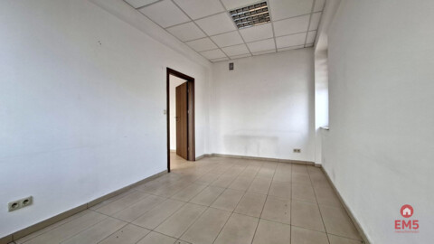Business premises for rent