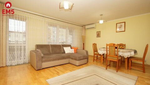 Zadbane 5 pokojowe mieszkanie