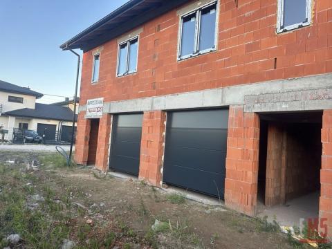 Nowy segment szeregowy skrajny 106,13 m2