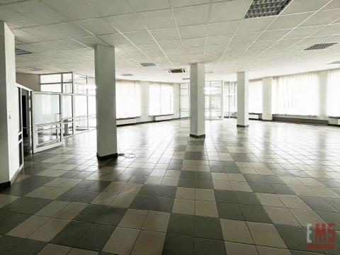 Business premises for rent