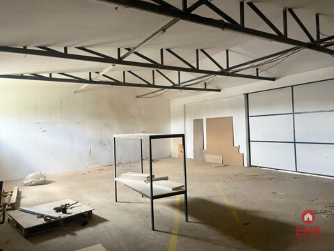 Business premises for rent