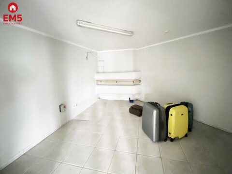 Lokal 80 m2 na parterze