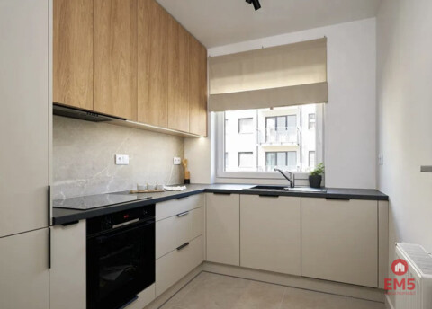 Os.Młodych parter z garderoba.