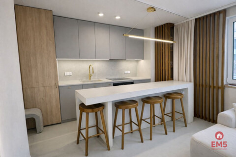 Trzy pokoje, do wejścia, nowy blok.