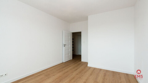 Apartament piętrowy z widokiem na jezioro Białe