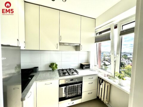 Mieszkanie z widokiem na całe miasto.